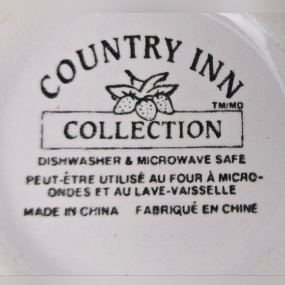 Country Inn Collection Strawberry Tea Set โ Ceramic Teapot, Sugar & Creamer 4pc - Picture 15 of 16